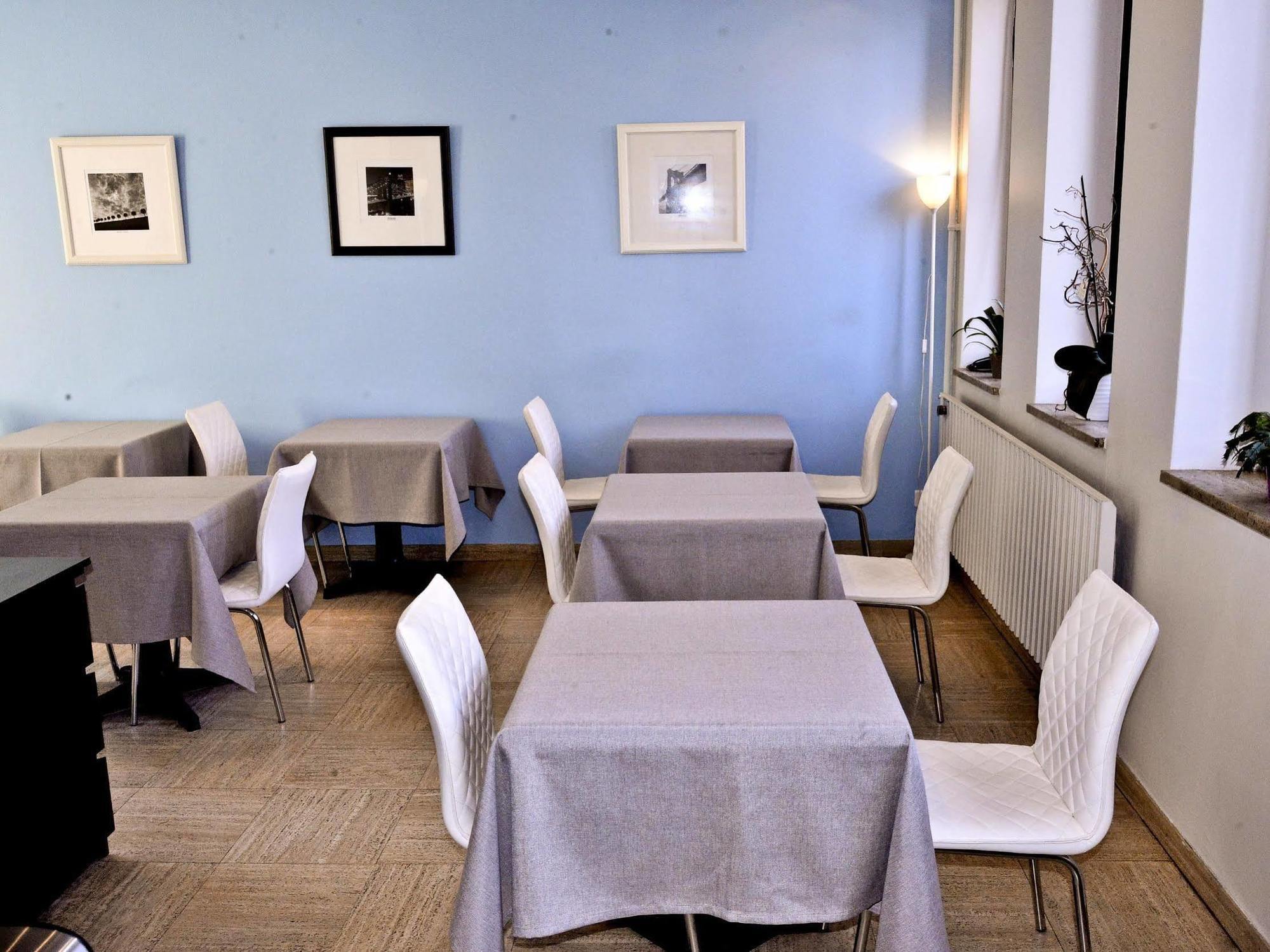 Hotel Le Comty Feurs Luaran gambar